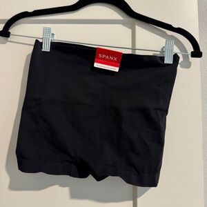 SPANX Black EcoCare Seamless Shaping Shorts